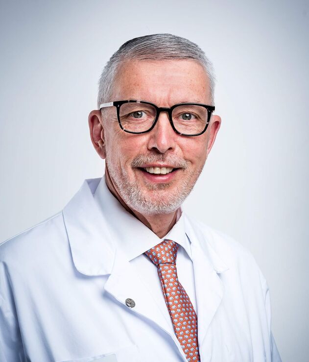 Medico chirurgo plastico Daniel Farina